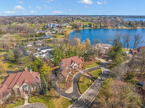 A home in BloomfieldCharterTownship_Oakland