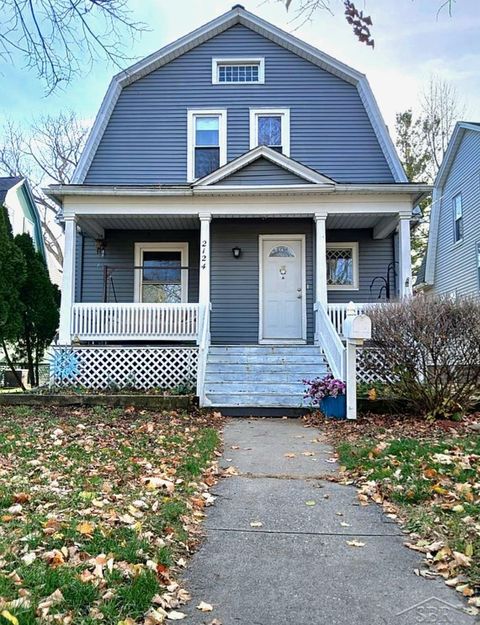 A home in Bay City