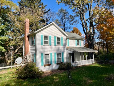 A home in LaGrange Twp