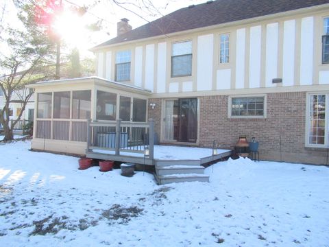 A home in Livonia