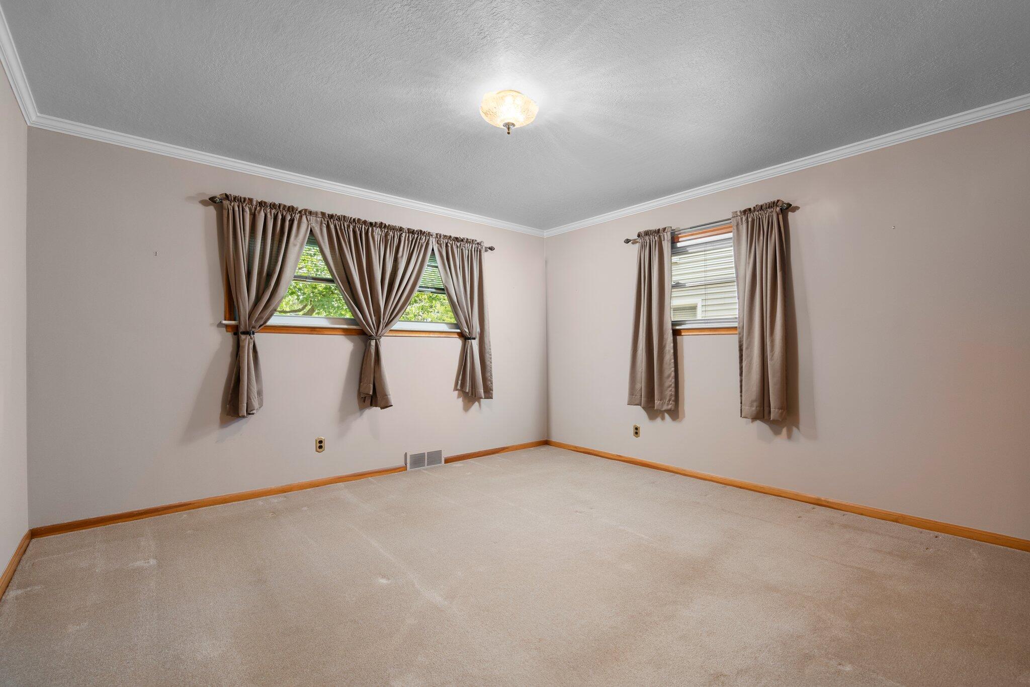 Photo 10 of 39 of 15940 Goddard Road house
