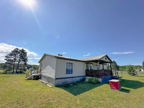 A home in Sauble Twp