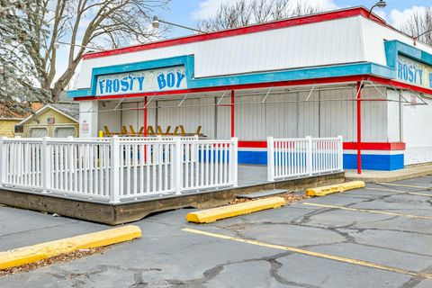 1201 Cooper Street Jackson City MI 49202