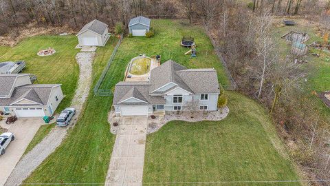 A home in Allendale Twp