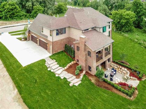 A home in Oakland Twp