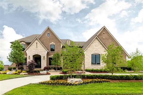 A home in Oakland Twp