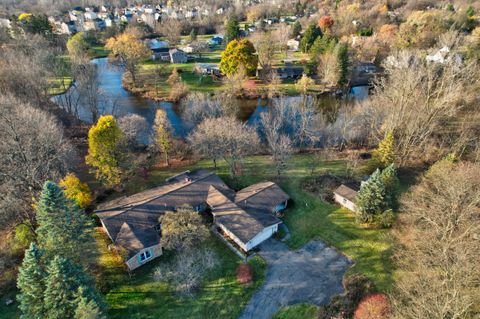 A home in Grand Blanc Twp