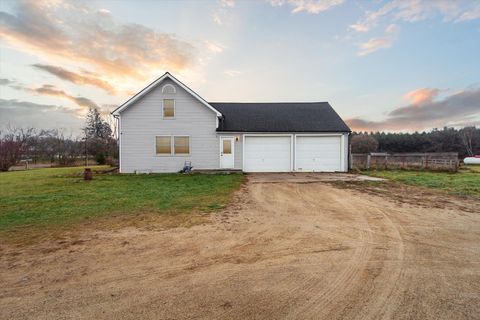 A home in Home Twp