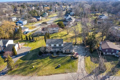 A home in West Bloomfield Twp