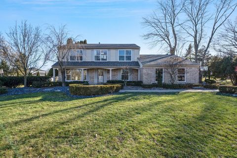 A home in West Bloomfield Twp