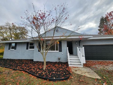 A home in Mt. Morris Twp