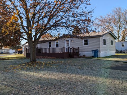 3683 Chestnut Street Village Of Clarkston City MI 48348