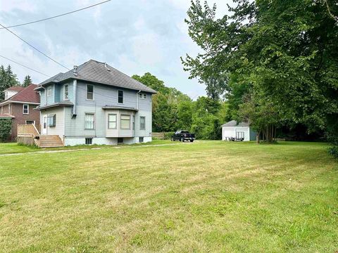 A home in Saginaw