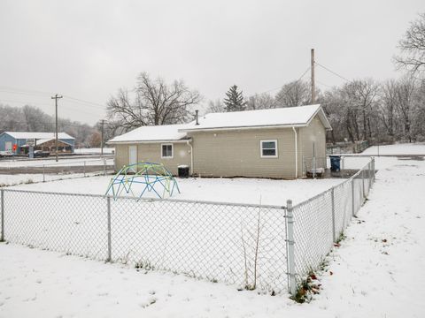 A home in Paw Paw Vlg