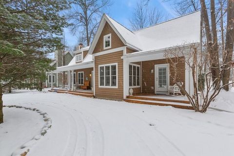 A home in New Buffalo Twp