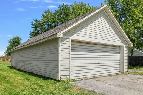 A home in Three Oaks Twp