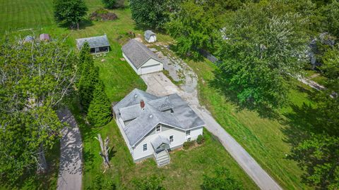 A home in Three Oaks Twp