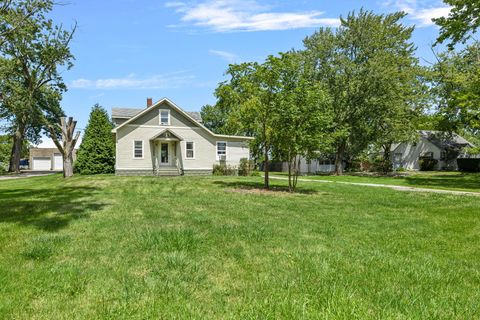 A home in Three Oaks Twp