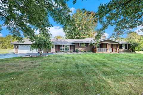 A home in Grand Blanc Twp