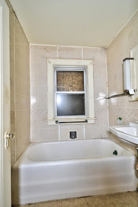 A home in YpsilantiCharterTownship_Washtenaw