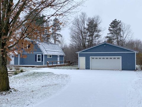 A home in Victor Twp