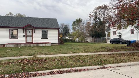 A home in Dearborn Heights