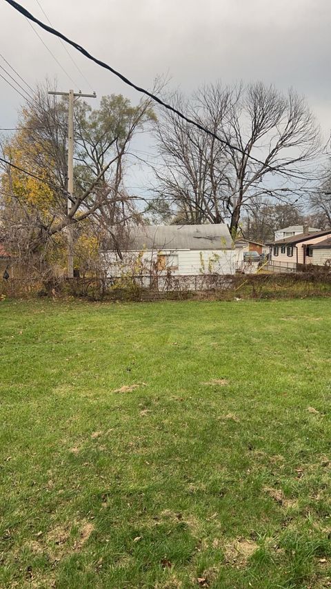 A home in Dearborn Heights