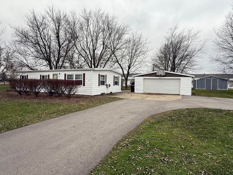 A home in Jamestown Twp