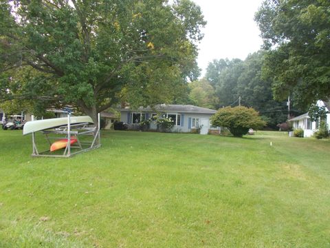 A home in Fabius Twp