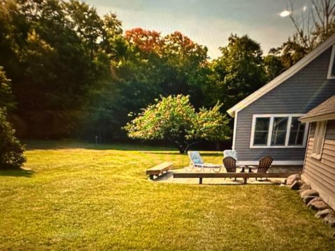 A home in Centerville Twp