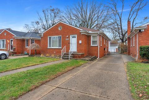 A home in Dearborn Heights