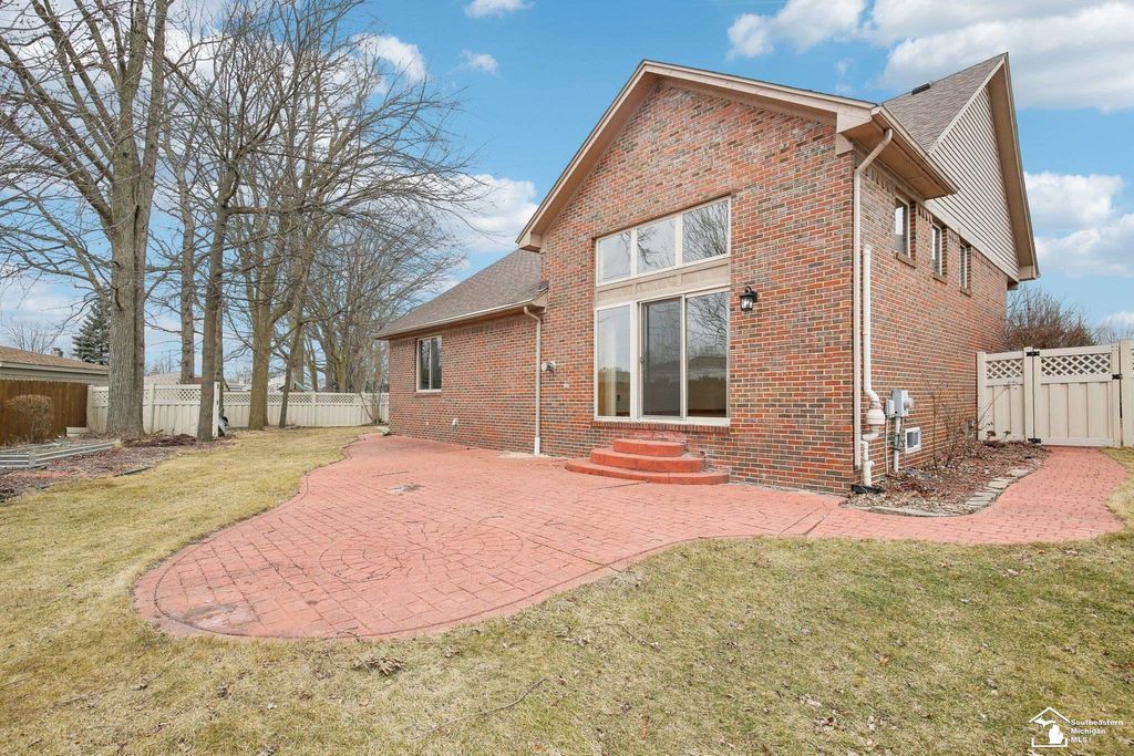 listing image 39