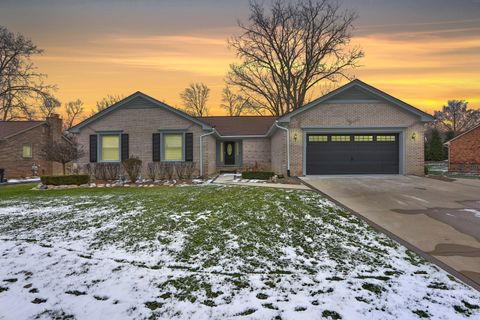 A home in Bloomfield Twp