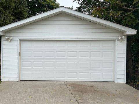 A home in Ypsilanti Twp