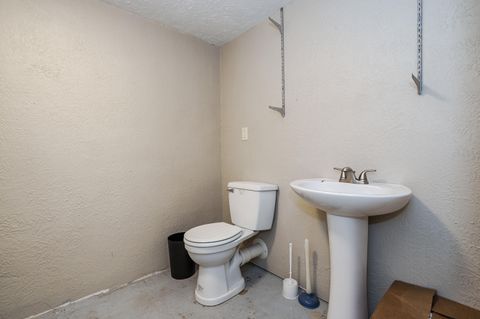 A home in ConvisTownship_Calhoun