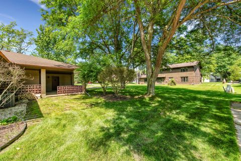 A home in Grosse Ile Twp