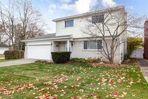 A home in Warren