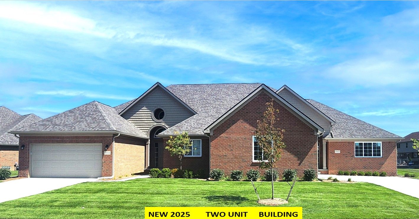 33802 Au Sable Dr, New Baltimore, MI 48047