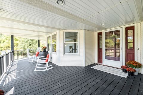 A home in New Haven Twp