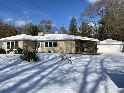 A home in Pennfield Twp