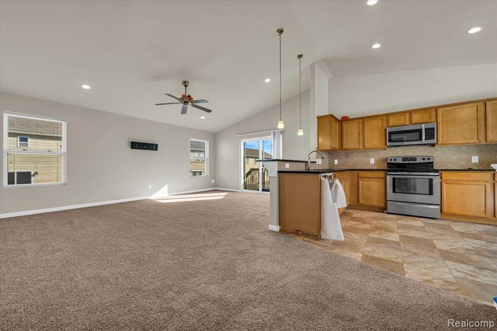 8598 PINNEBOG RIVER Drive