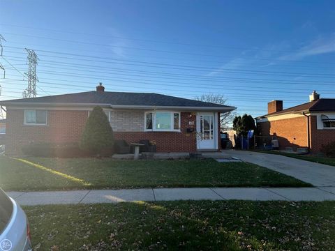 A home in Warren