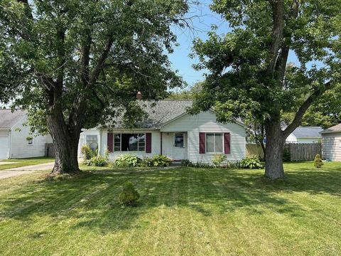 A home in Saginaw Twp