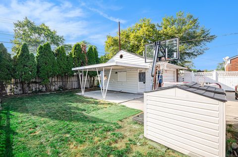 A home in Dearborn Heights