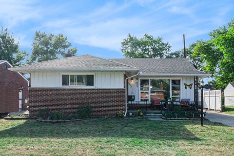 A home in Dearborn Heights