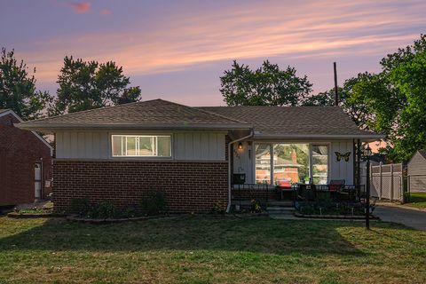 A home in Dearborn Heights