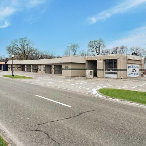 30544 GRAND RIVER Avenue Farmington Hills City MI 48336