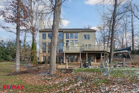 A home in Commerce Twp