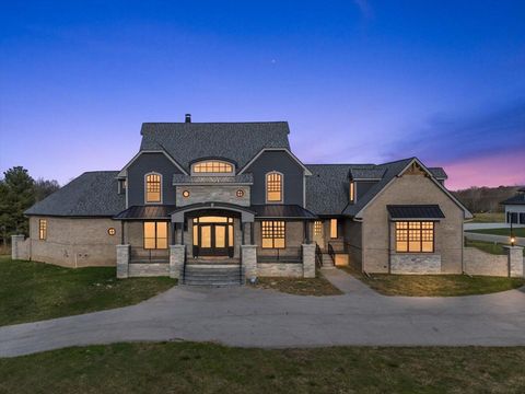 A home in Grand Blanc Twp