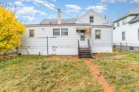 A home in Bay City